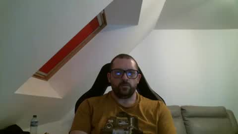 breton online show from May 2026 08:37:01 PM