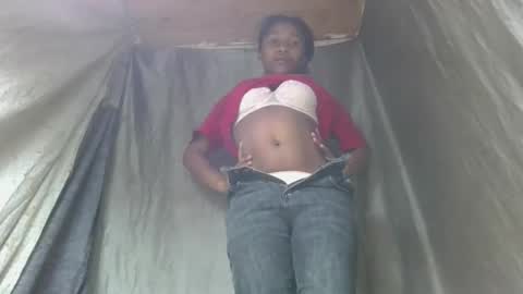 mamieriela online show from April 2026 12:39:01 PM