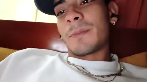 Snapshot of mamm7772024 chatting on February 2026 10:48:01 PM Mickey online show from February 2026 10:48:01 PM