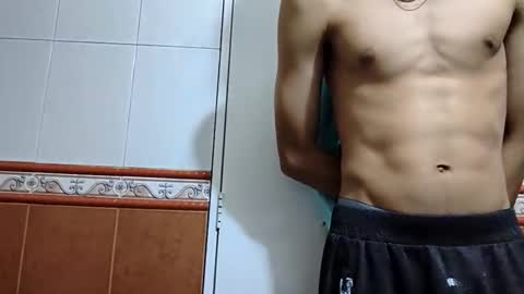 Snapshot of mamm7772024 chatting on February 2026 01:51:02 PM Mickey online show from February 2026 01:51:02 PM