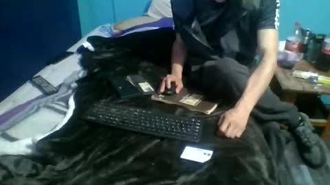 man_uel76 online show from December 2025 03:59:01 AM