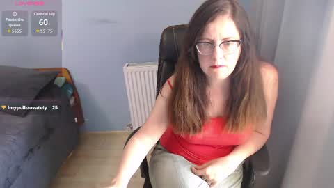 Snapshot of mandarinka28 chatting on July 2026 06:40:01 AM mandarinka28 online show from July 2026 06:40:01 AM