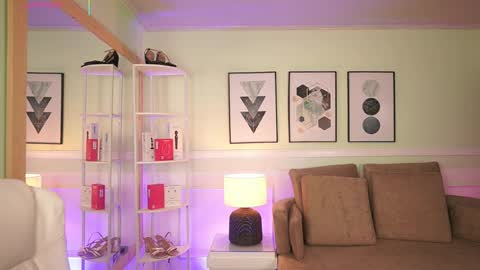 Mandy Collins online show from April 2026 11:36:01 AM