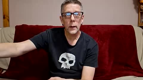 Dickinabox online show from March 2026 07:31:01 PM