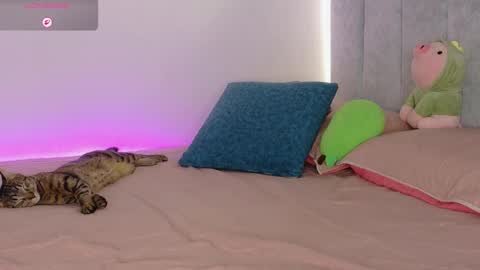 Manu  online show from April 2026 06:01:02 PM