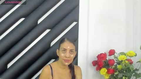 Snapshot of mara_lore chatting on June 2026 08:22:02 PM Mara online show from June 2026 08:22:02 PM