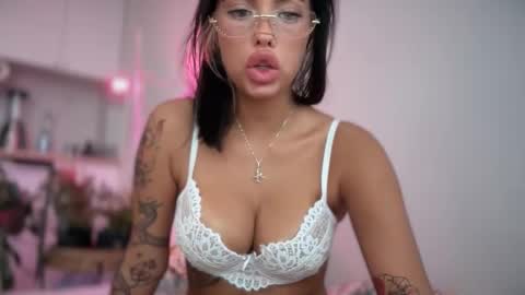 Marakuia online show from October 2025 07:21:01 AM