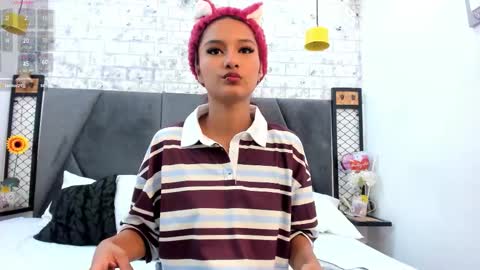 Maray Lous  online show from December 2025 08:27:01 PM