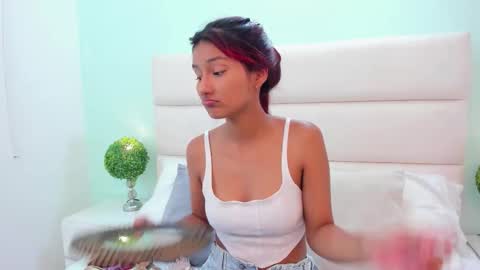 Maray Lous  online show from February 2026 08:05:02 PM