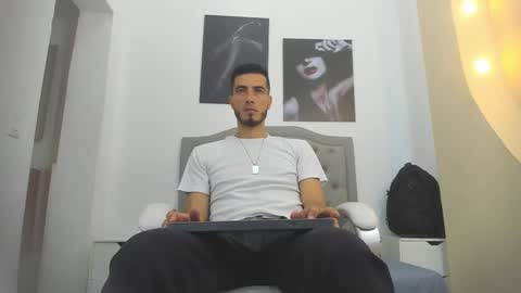 Marc Ruffalo online show from March 2026 04:42:01 PM