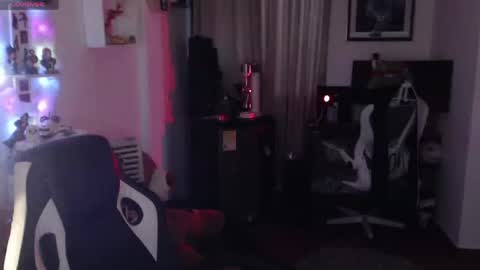 marcela2101s online show from May 2026 09:54:02 PM