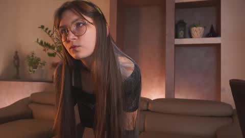 Eva online show from April 2026 02:34:02 PM