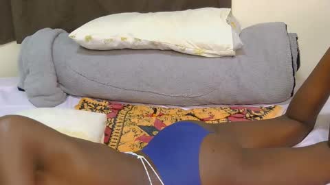 marclyne_cy online show from March 2026 07:13:01 AM