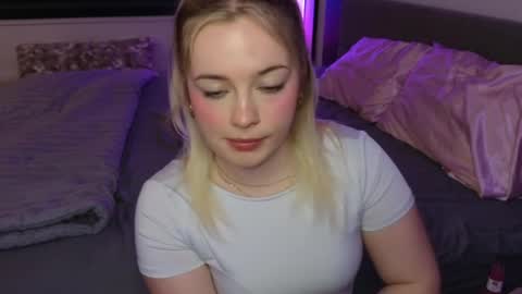 margot_robbie7 online show from April 2026 02:31:01 AM