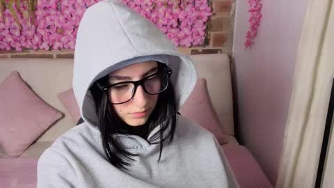 Maria online show from March 2026 09:15:02 AM