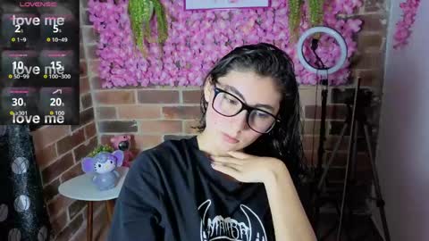 Maria online show from April 2026 07:59:01 PM