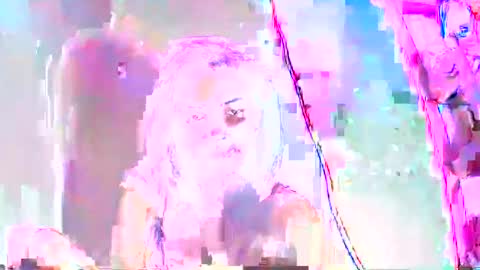 Maria online show from December 2025 01:36:01 AM