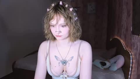 Snapshot of mariamilkis chatting on April 2026 01:41:02 AM Maria online show from April 2026 01:41:02 AM