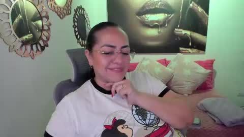 Snapshot of marianalopez81 chatting on June 2026 02:53:01 AM Mariana Lopez online show from June 2026 02:53:01 AM