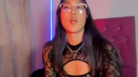 mariana williams online show from September 2025 06:40:02 PM