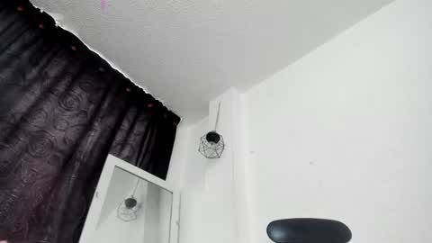 marianne online show from March 2025 07:18:01 PM