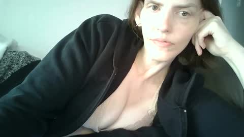 Mariejojo online show from February 2026 04:21:02 PM