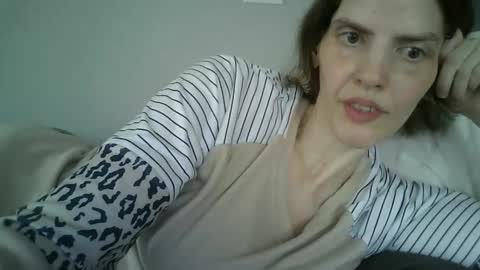 Snapshot of mariejojo chatting on June 2026 03:12:01 PM Mariejojo online show from June 2026 03:12:01 PM
