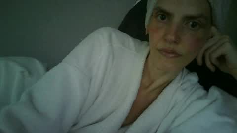 Snapshot of mariejojo chatting on July 2026 09:43:01 PM Mariejojo online show from July 2026 09:43:01 PM