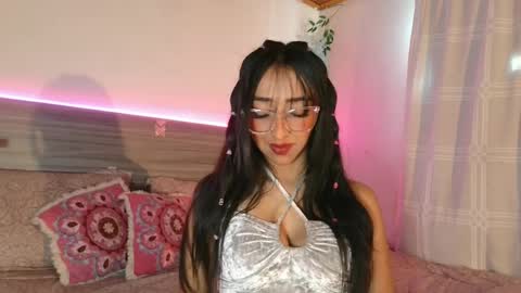 Luna Dulk online show from April 2026 04:59:01 PM