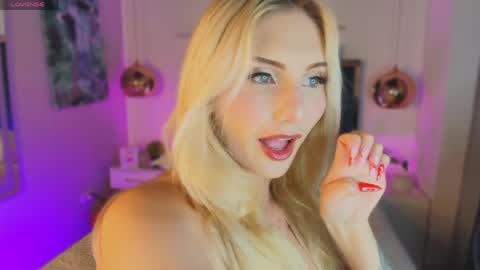 Mariluu  online show from May 2026 08:15:01 PM