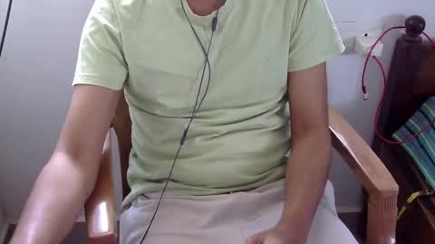 Snapshot of marinavine chatting on February 2025 05:50:02 AM The SHY UncutBoy online show from February 2025 05:50:02 AM