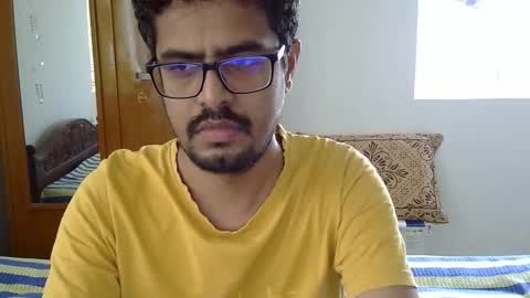 Snapshot of marinavine chatting on October 2025 04:52:01 AM The SHY UncutBoy online show from October 2025 04:52:01 AM