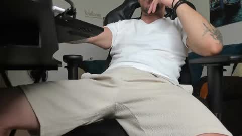 Snapshot of marioslim chatting on July 2026 05:53:01 AM marioslim online show from July 2026 05:53:01 AM