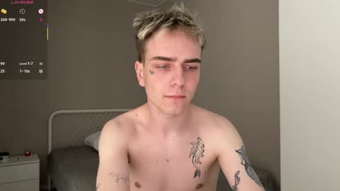 Snapshot of mark_lovrov chatting on March 2026 05:33:02 AM Mark 3 online show from March 2026 05:33:02 AM