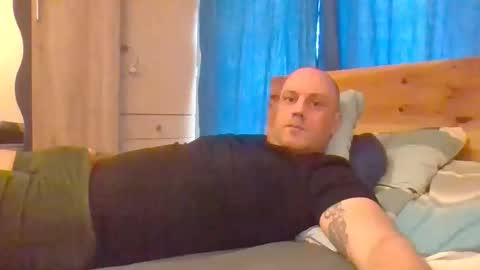 markus_7 online show from November 2025 10:28:02 AM