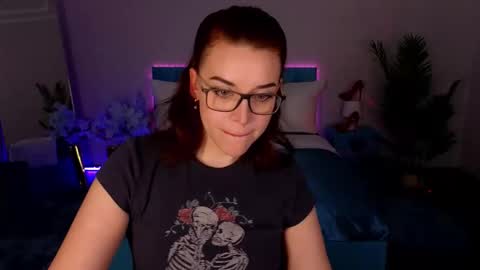 Snapshot of marladewis chatting on February 2026 04:05:02 PM MarlaDewis online show from February 2026 04:05:02 PM