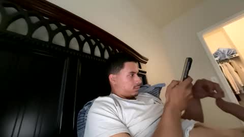 Snapshot of marlonnolascotabora15 chatting on May 2026 10:04:01 PM marlonnolascotabora15 online show from May 2026 10:04:01 PM
