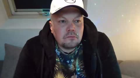 mars0481 online show from December 2025 11:00:02 PM