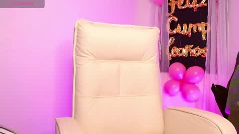 marthina thompson online show from July 2026 12:07:01 PM