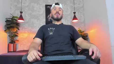 Martin Foster online show from April 2026 03:30:02 AM