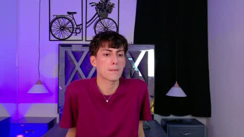 Snapshot of martin_williams_ chatting on January 2026 12:19:01 PM martin_williams_ online show from January 2026 12:19:01 PM