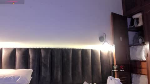 Laura online show from March 2026 07:54:02 PM