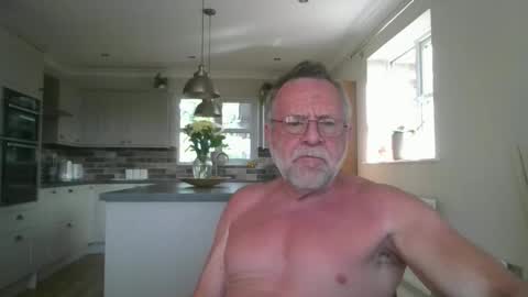 martinrgbxxxx online show from May 2026 08:00:01 AM