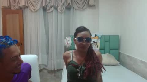 mary_and_yei online show from September 2025 04:56:01 AM