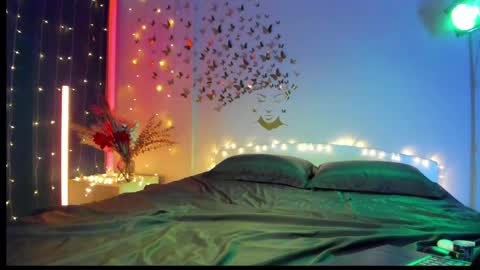 Julia online show from April 2026 11:02:02 PM