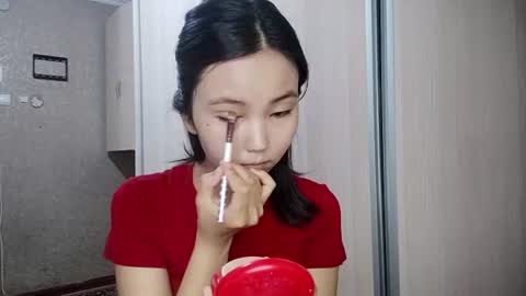 Lily online show from June 2026 12:05:02 PM