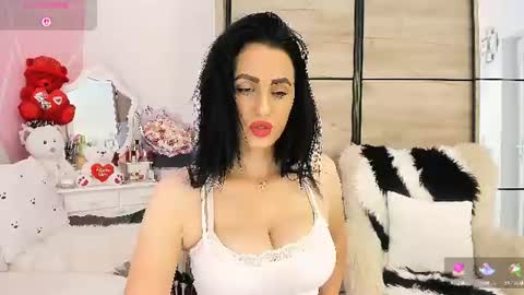 Snapshot of maryeelle chatting on July 2026 08:00:02 PM Maryelle online show from July 2026 08:00:02 PM