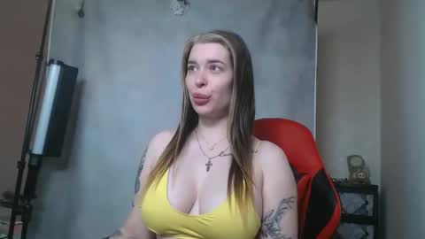 maryh0tlove online show from April 2026 09:45:01 AM