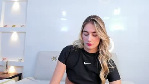 Snapshot of maryy_campbell chatting on July 2026 07:05:02 PM maryy campbell online show from July 2026 07:05:02 PM
