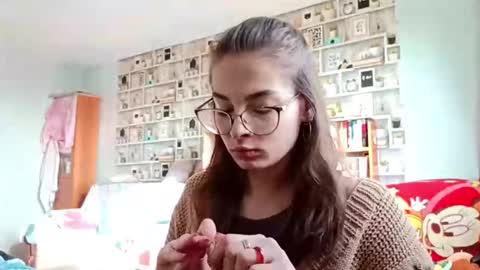 Kelly online show from April 2026 08:03:01 AM